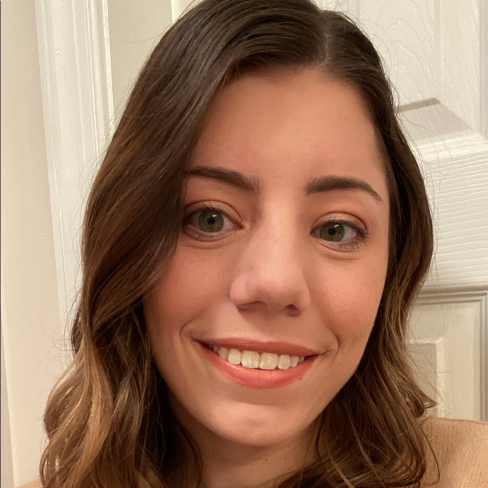 Meet your Posher, Mia